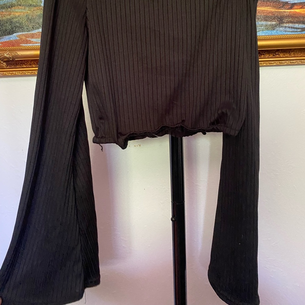 Black crop top 70s